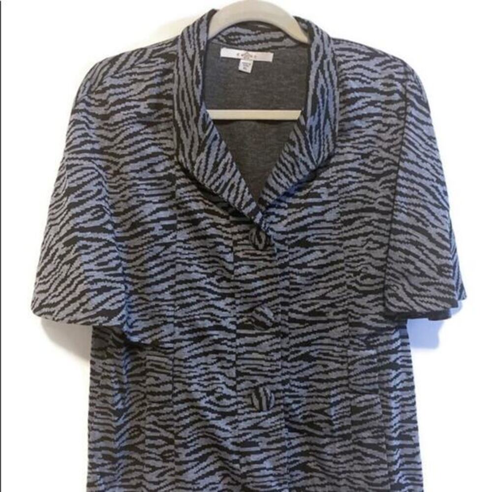 Fever Short Sleeve Button Up Blouse With Belt - Sz XL
